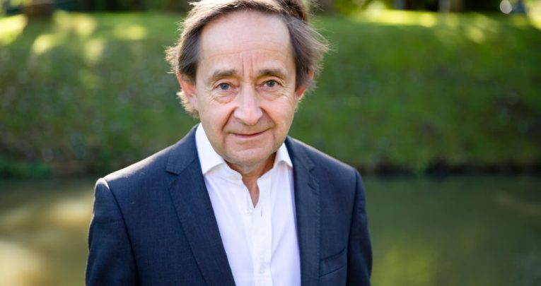 Sir Anthony Seldon on the People who Changed his Life - Teachwire