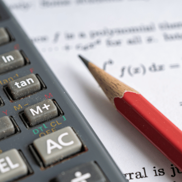 Maths calculator, representing upper and lower bounds